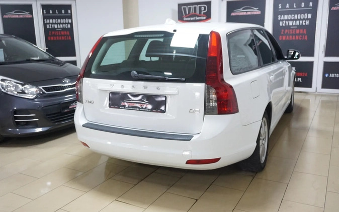 Volvo V50 cena 17900 przebieg: 213000, rok produkcji 2011 z Gryfice małe 562